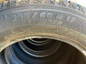 Michelin X-Ice North 225/60 R17 (4 foto / 5)