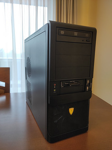 Gamer PC i5 4690k , GTX 1070 8GB , 16GB DDR3 , 240GB SSD (1 foto / 6)