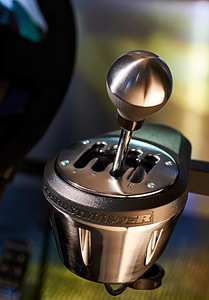 Thrustmaster T300RS GT Edition rool + TH8A käigukang (4 foto / 5)