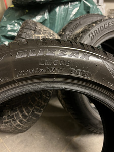 М: Шины Bridgestone Lamell (3 фото из 3)