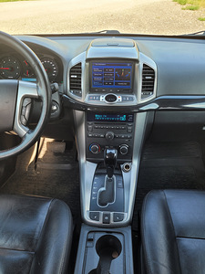 Chevrolet Captiva 2012 a (8 фото из 8)