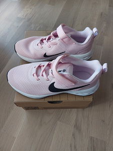 Uued Nike tossud (1 foto / 7)