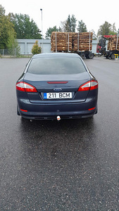 Ford Mondeo (3 фото из 8)