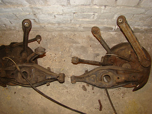 Mercedes W124 esikapott, kuldne, korralik (10 foto / 10)