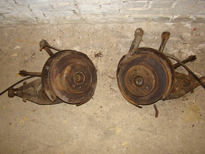 Mercedes S124, 2,5 D vedrude komplekt (6 foto / 10)