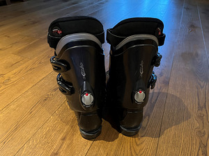 Mäesuusasaapad Rossignol nr.43 (3 foto / 5)