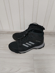 Adidas Terrex, s-s 40 (1 foto / 2)