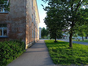2-toaline korter Ahtme-Purus garaaž, vahetusvõimalus (3 foto / 5)