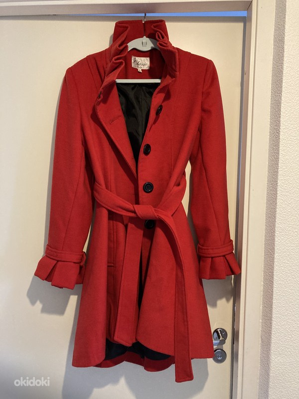 Stiilne punane mantel (foto #1)
