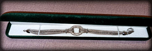 Элегантный серебряный браслет