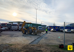 Ekskavaator, Traktor, Kopp-laadur (2 foto / 4)
