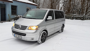 Volkswagen Multivan 2.5 96kW (1 foto / 7)
