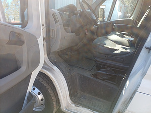 Peugeot boxer 3,0td 116kw. (7 foto / 10)