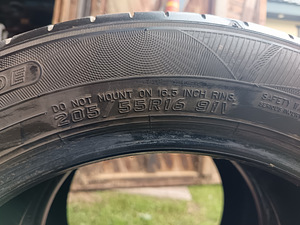 Летние шины 205/55R16 (4 фото из 8)