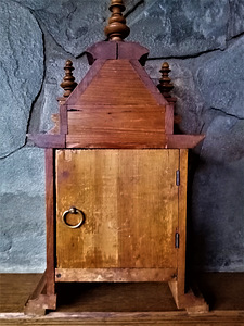 Laua-/kaminakell Junghans. (3 foto / 7)