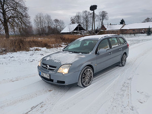 Opel Vectra C 2.2 114kw (1 foto / 12)