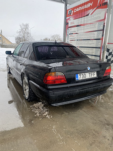 BMW 730d facelift (3 фото из 9)