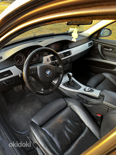 BMW 330d (фото #6)