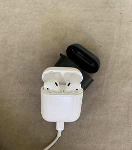 Airpods gen 2 + silicone case (3 foto / 4)