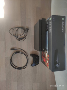 XBox One X 1 ТБ (1 фото из 2)