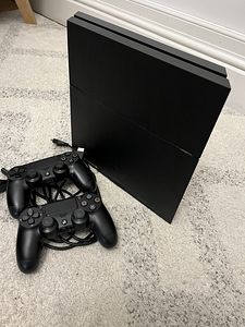 Playstation 4 PS4 + FIFA 23 + 2 pulti (2 foto / 4)
