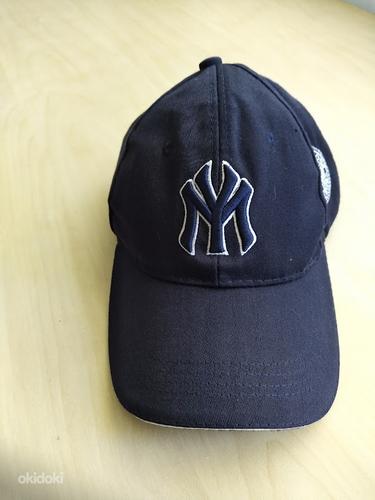 Новая темно-синяя мужская/женская кепка New York Yankees (фото #1)
