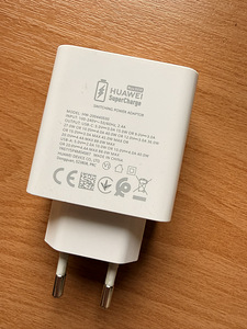 Huawei P60 pro (4 фото из 5)