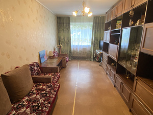 3 комнатная квартира в Нарве (2 фото из 12)