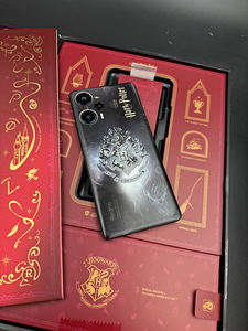 Xiaomi Redmi Note 12 Turbo Harry Potter Edition 12/256GB (1 foto / 3)