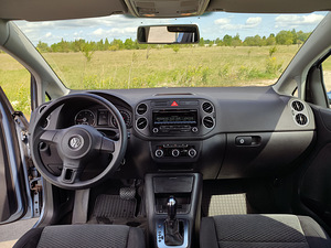 Volkswagen Golf Plus 2011 2.0 103kw (5 foto / 8)
