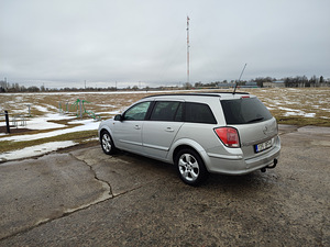 Opel Astra 1.9tdi 88kw (2 foto / 5)