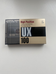 Uus Sony UX 100 (1 foto / 3)