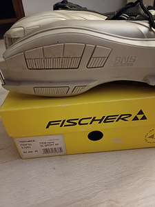 Müüa uued suusasaapad fischer naiste 42nr (2 foto / 4)