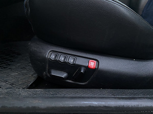 Volkswagen Passat HIGHLINE 4-MOTION (2 foto / 7)