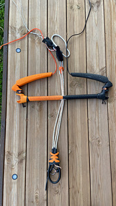 Liquid Force Response Bar 46/56cm lohesurfi poom