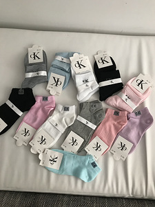 Naiste sokid Tommy Hilfiger, Armani, Calvin Klein (3 foto / 5)