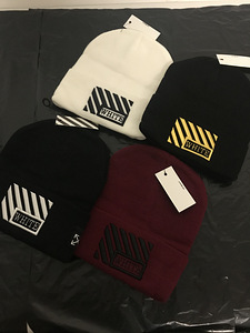 Шапки Off-White (2 фото из 9)