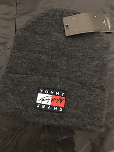 Mütsid Tommy Hilfiger (7 foto / 8)