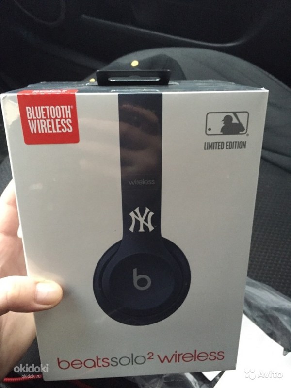 Beats New York Yankees Solo2 MLB Edition Wireless (фото #2)