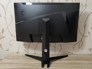 Изогнутый игровой монитор MSI 27 дюймов G272CQP | 170 Гц | 1 (4 фото из 4)