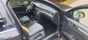 Skoda Superb (8 фото из 8)
