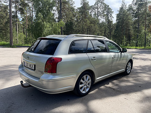 Toyota Avensis 2.4 bens automatic 2006 (3 фото из 10)