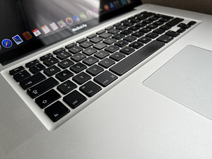 Macbook Pro 15 Mid 2012 i7 2,3 8gb Ram 500SSD (2 foto / 7)
