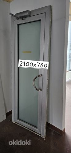 Продам алюминиевые стеклянные двери (фото #2)