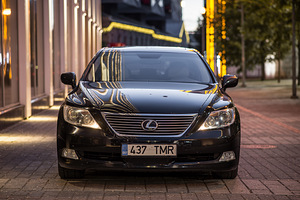 Lexus LS 460 President 4.6 V8 280kW (5 foto / 12)
