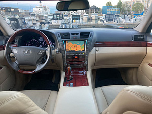 Lexus LS 460 President 4.6 V8 280kW (7 foto / 12)