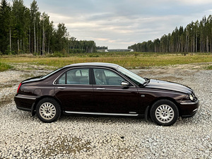 M/V: Rover 75 2.5 V6 130kW (2 foto / 11)