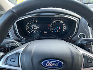 Ford Mondeo 2.0 TDCi 132kW (12 foto / 12)