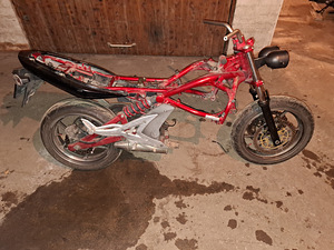 Kawasaki Er-6 (2 foto / 9)