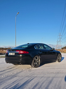 Jaguar XF S 3.0d 202kw (5 foto / 10)